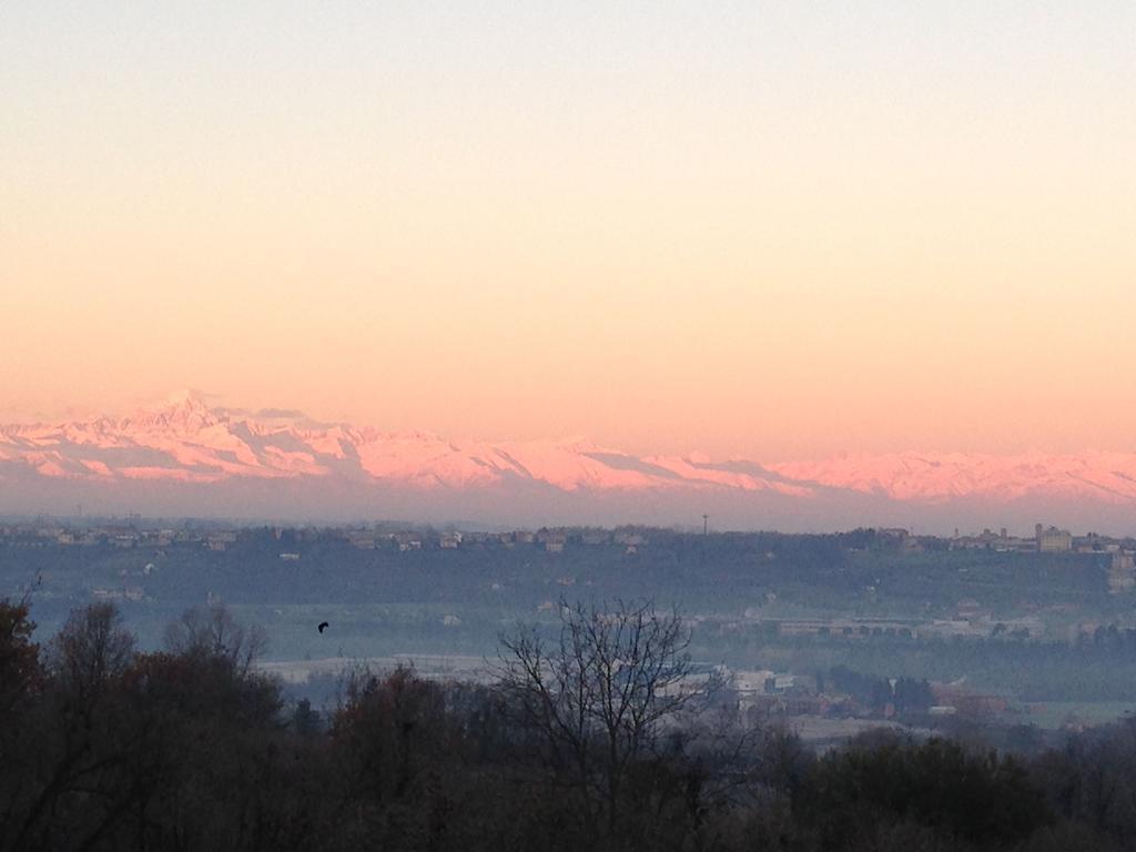 Ecolodge Langhe Кераско Екстериор снимка