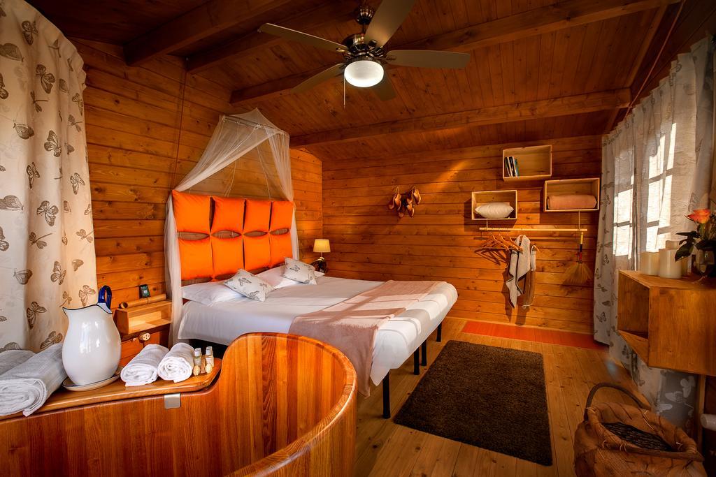 Ecolodge Langhe Кераско Екстериор снимка