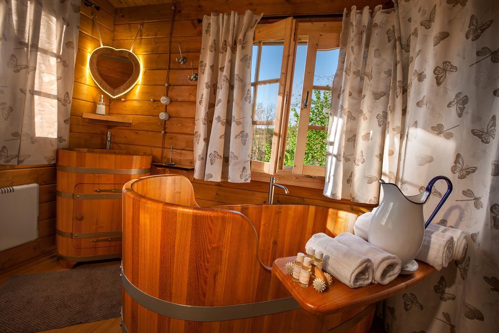 Ecolodge Langhe Кераско Екстериор снимка